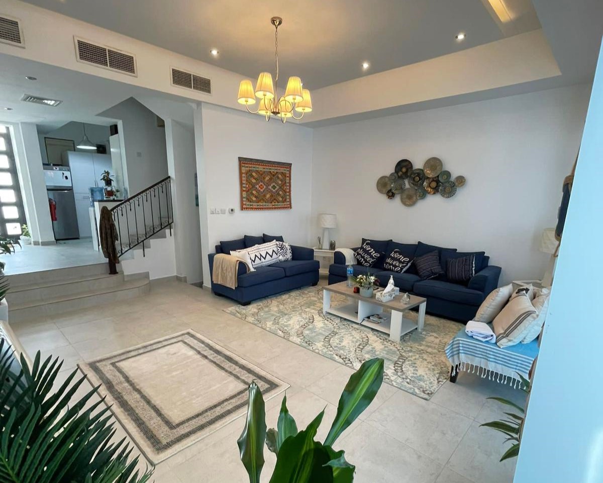 Villa for Rent in Amwaj