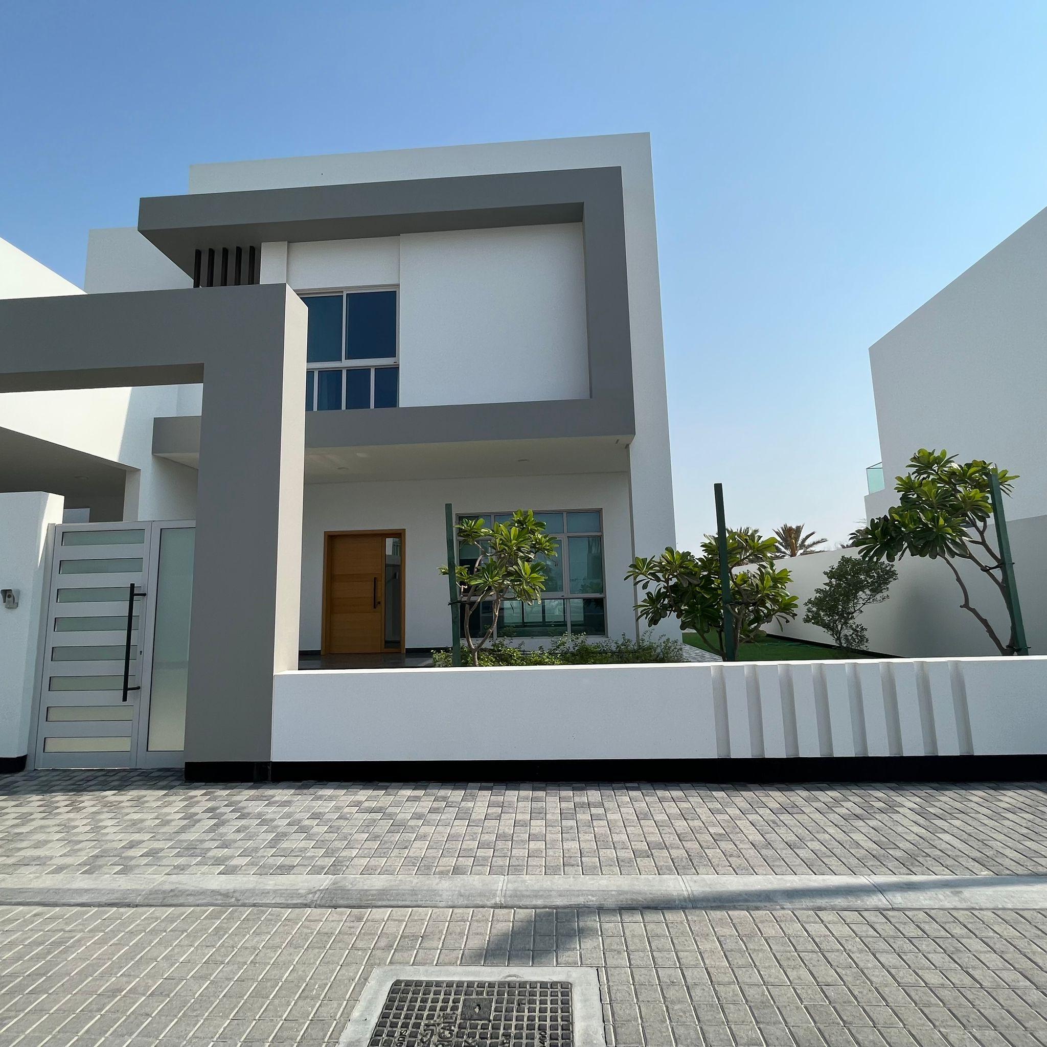 4-Bed Modern Villa for Rent